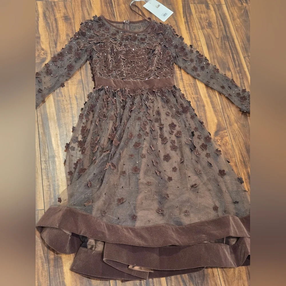 Mac Duggal Long Sleeve Fit & Flare Velvet Embellished Brown Floral Dress sz 2 - Picture 14 of 14